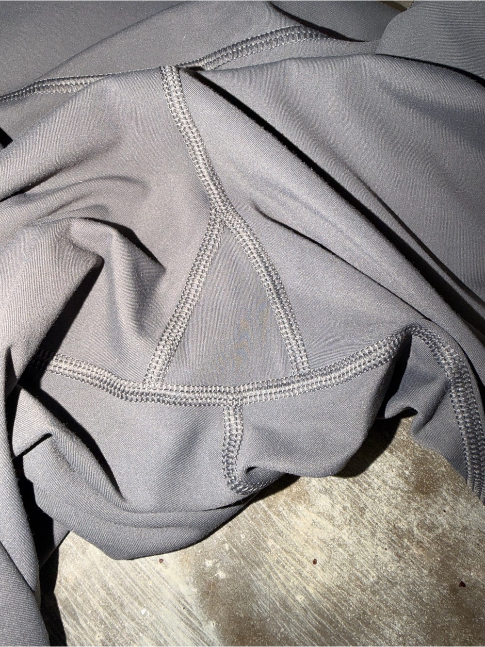CRZ YOGA Gray High Rise Pockets Capri Leggings XL Athletic Running Athleisure - Picture 11 of 12